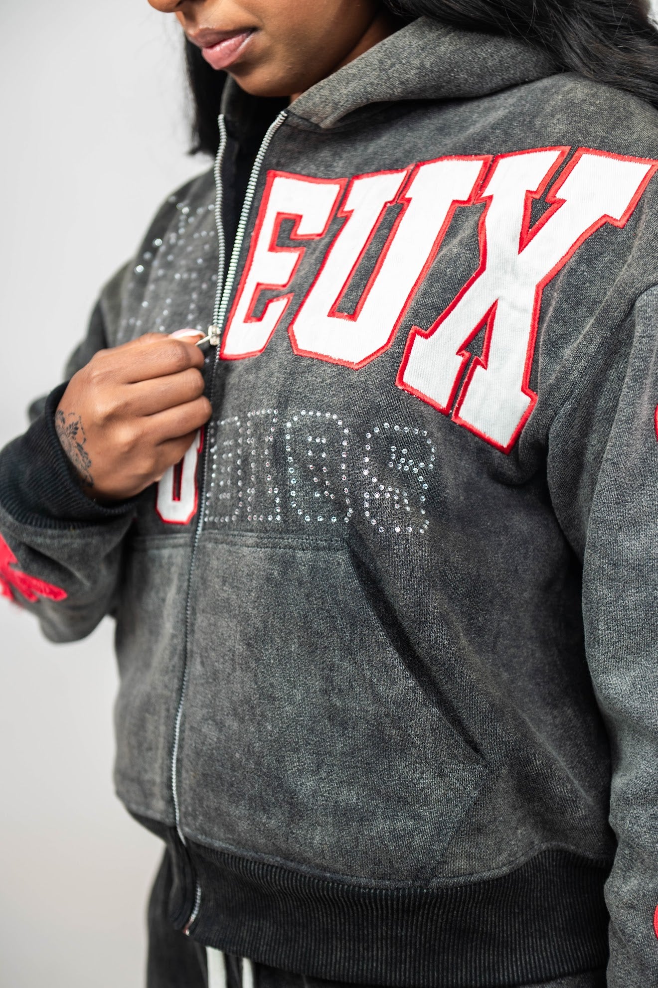 CREUX Signature Rhinestone Skull Tracksuit – Ash Black