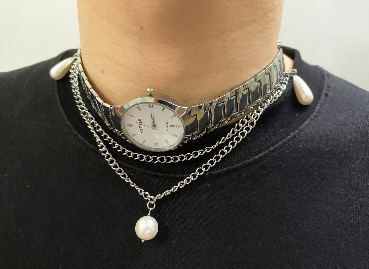 Solo time piece choker