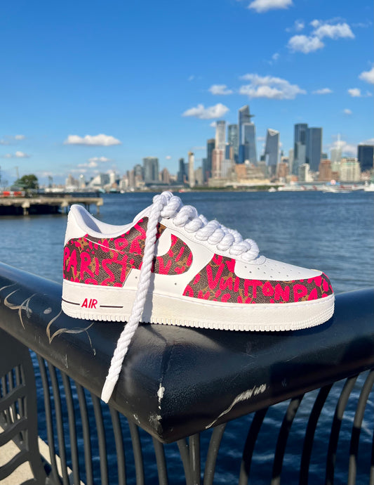 Pink Graffiti monogram Af1